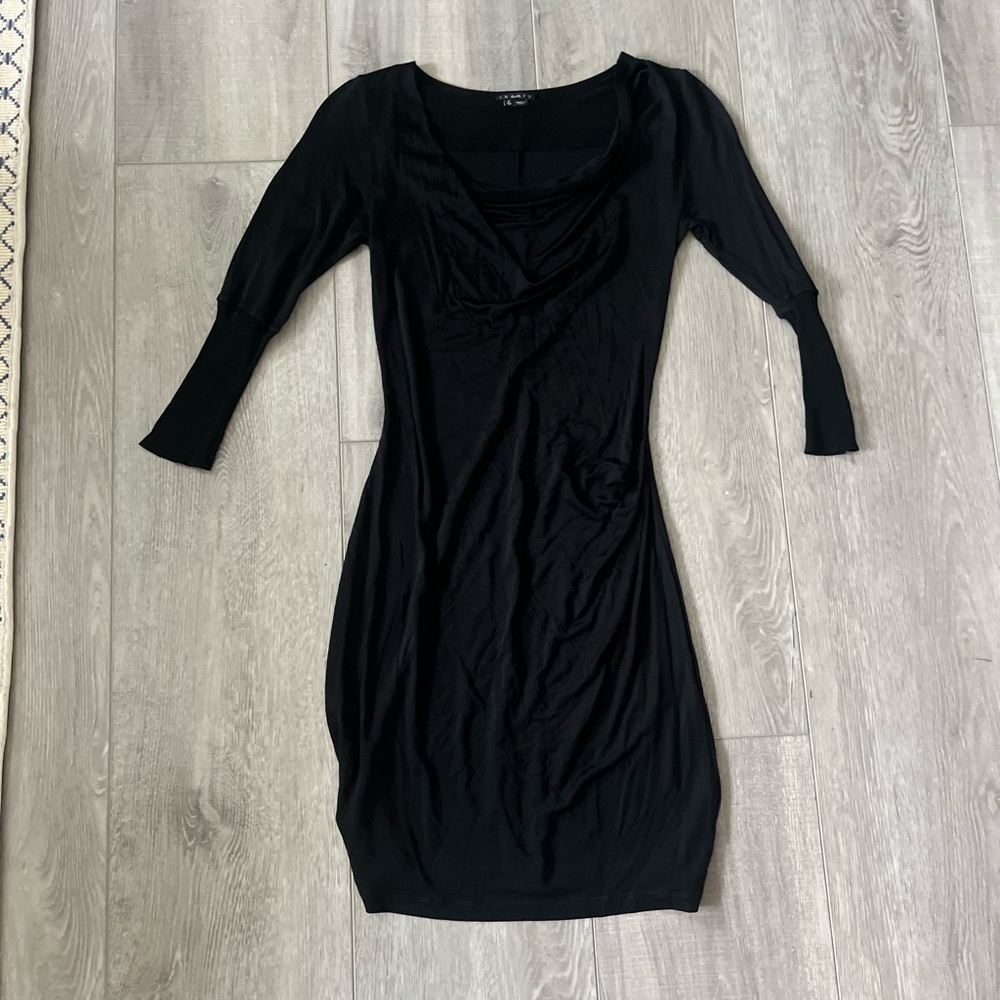 Theory long sleeve scoop neck dress